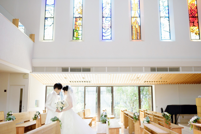 ステンドグラスがキラキラ！