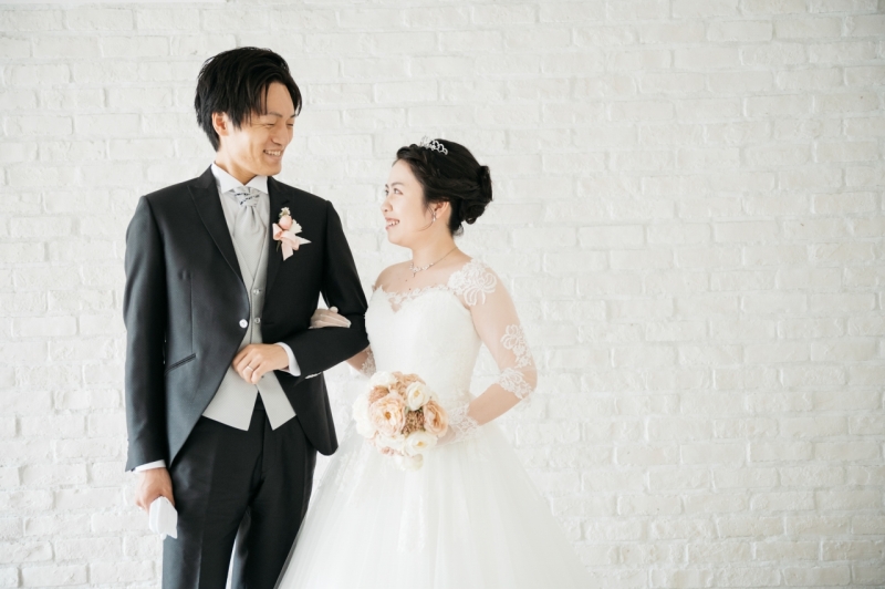 明るいスタジオでしっかり撮影