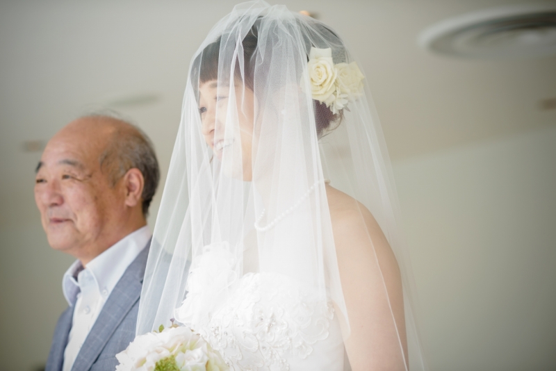 お父様とバージンロードを歩く