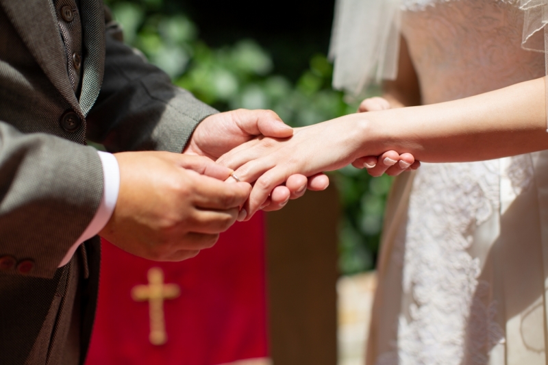 チャペルでの洋装とスタジオでの和装、両方撮影