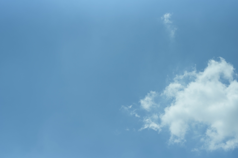 その日の空も思い出に