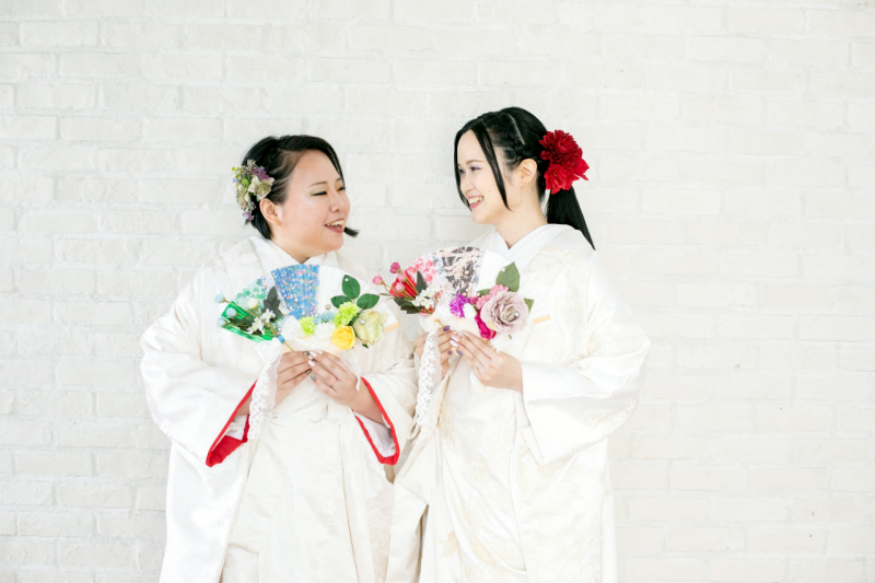 華やかなお二人のフォトウエディング