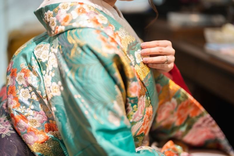 青緑の美しい色打掛