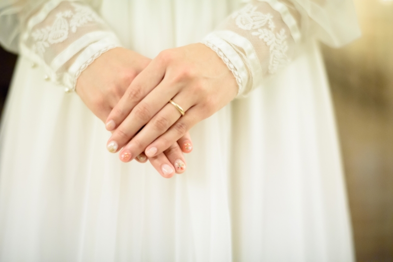 手首周りのレースも素敵！