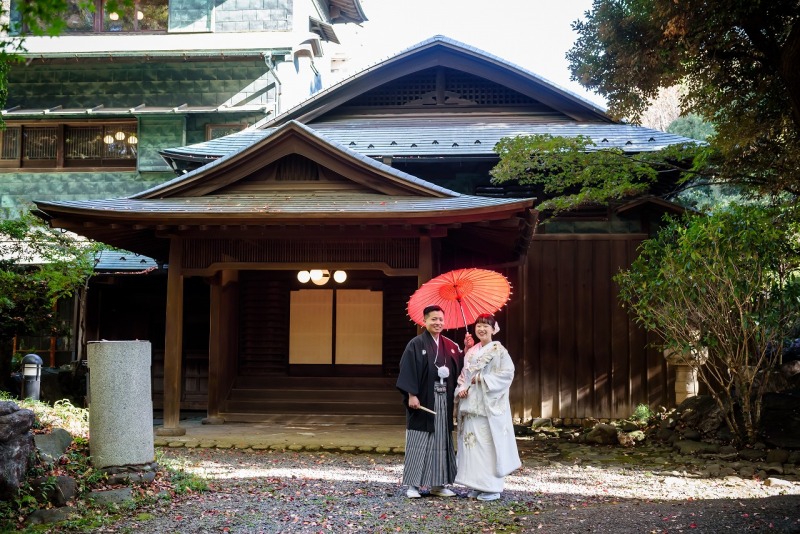 重要文化財の銅御殿へ