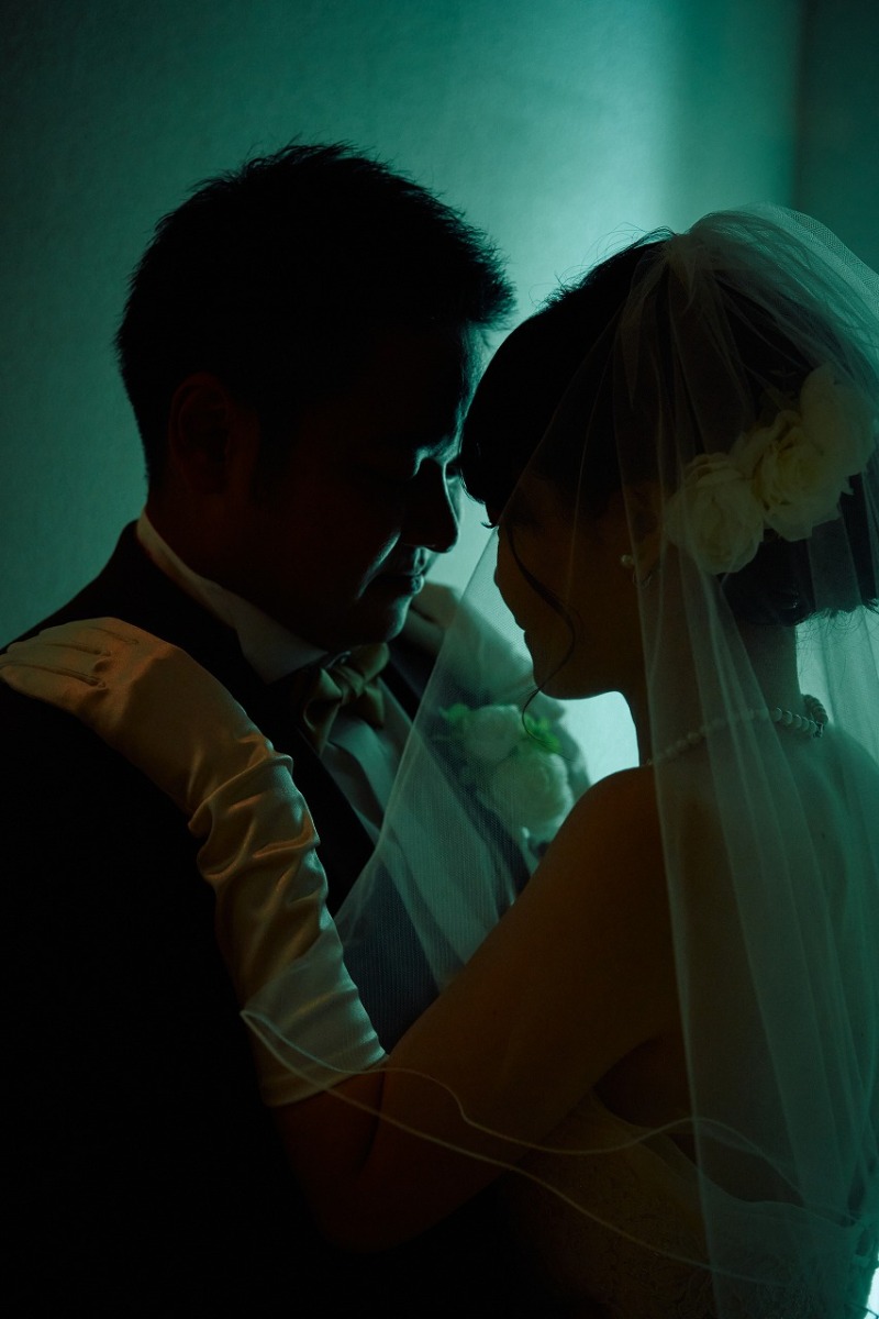 博物館の光でシルエット撮影