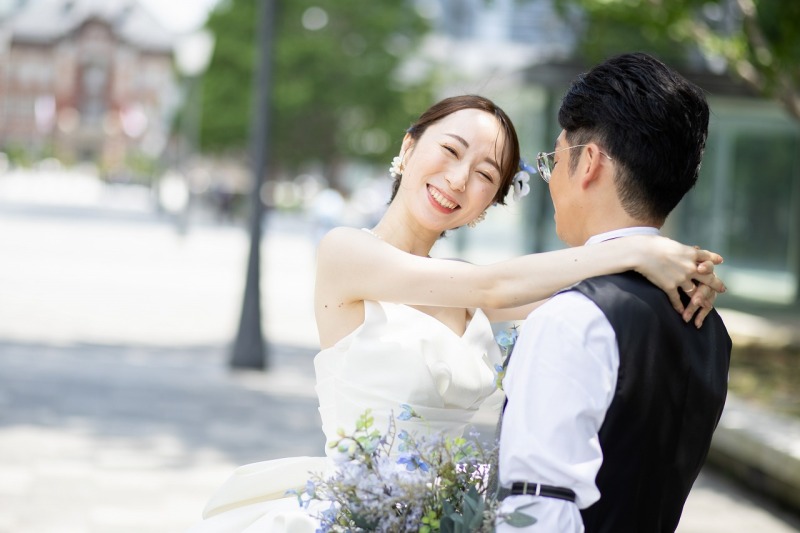 ご新婦様の笑顔がまぶしいです!!!