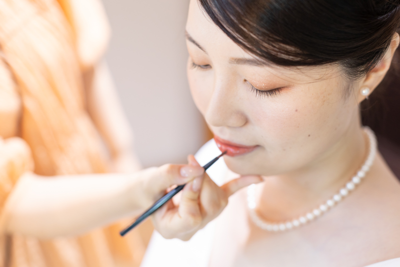 まずはメイクシーンから！