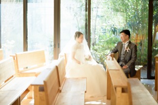 色々な背景で写真が撮れたので、想像以上に満足しています（チャペルフォト）