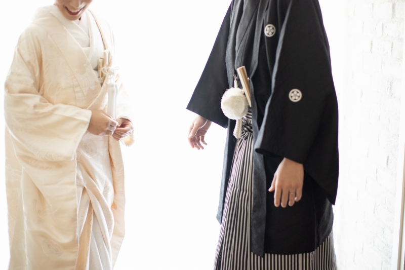 明るいスタジオで楽しく撮影