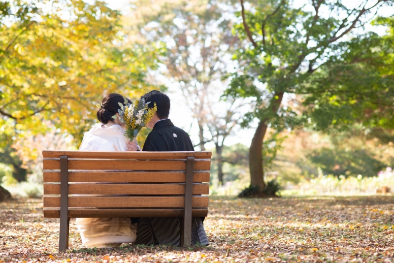 ブーケで隠して