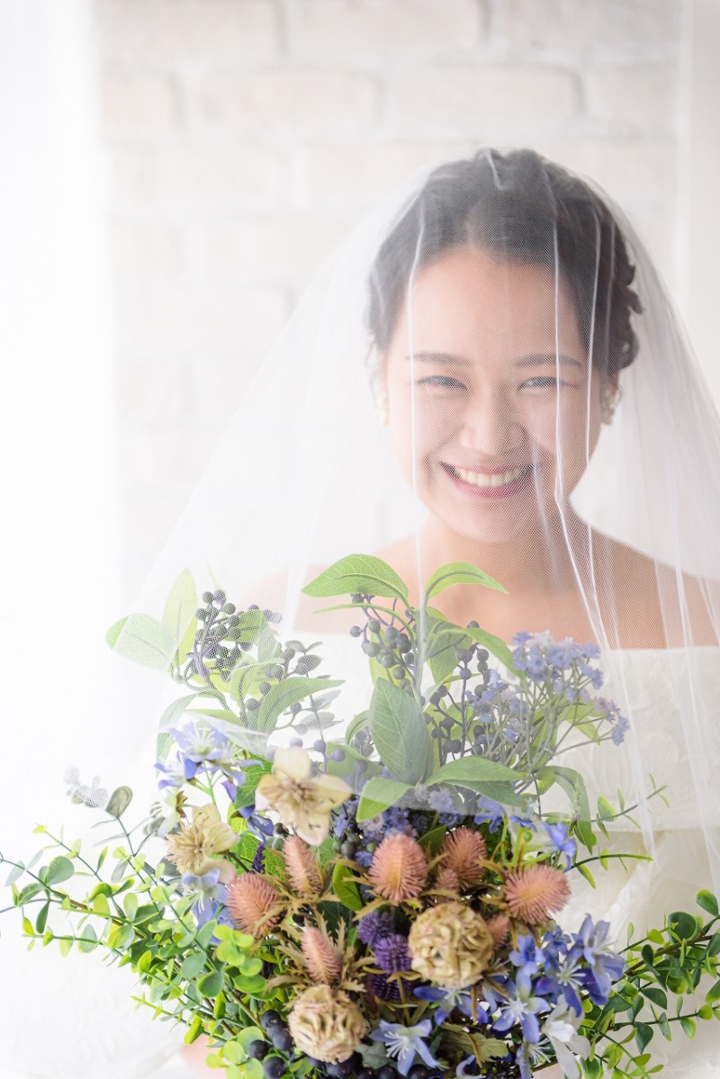 ウエディングドレスにチェンジ