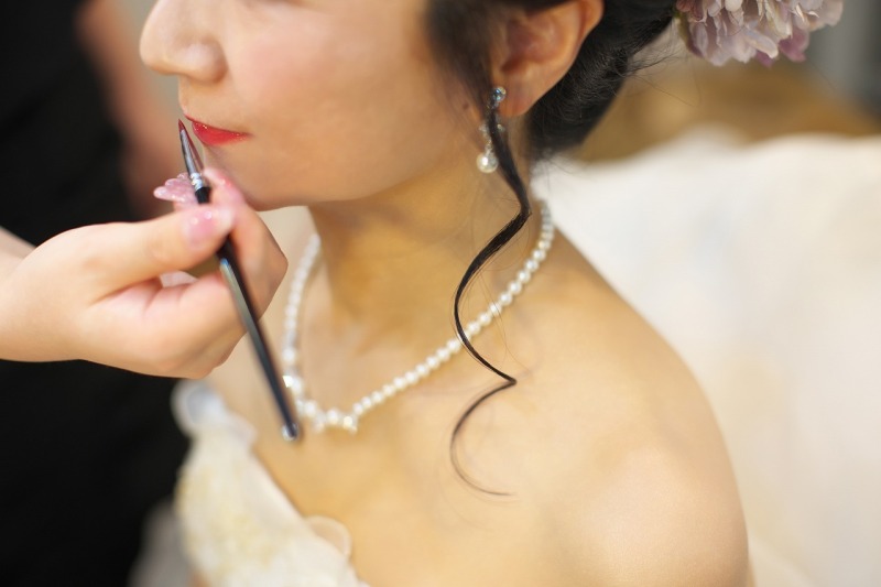 ヘアメイクから撮影開始