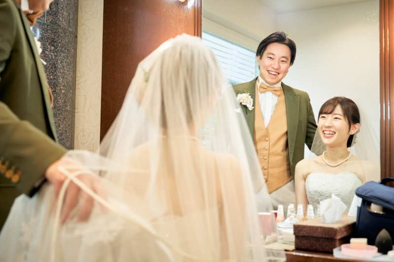 ヘアメイクから撮影開始！