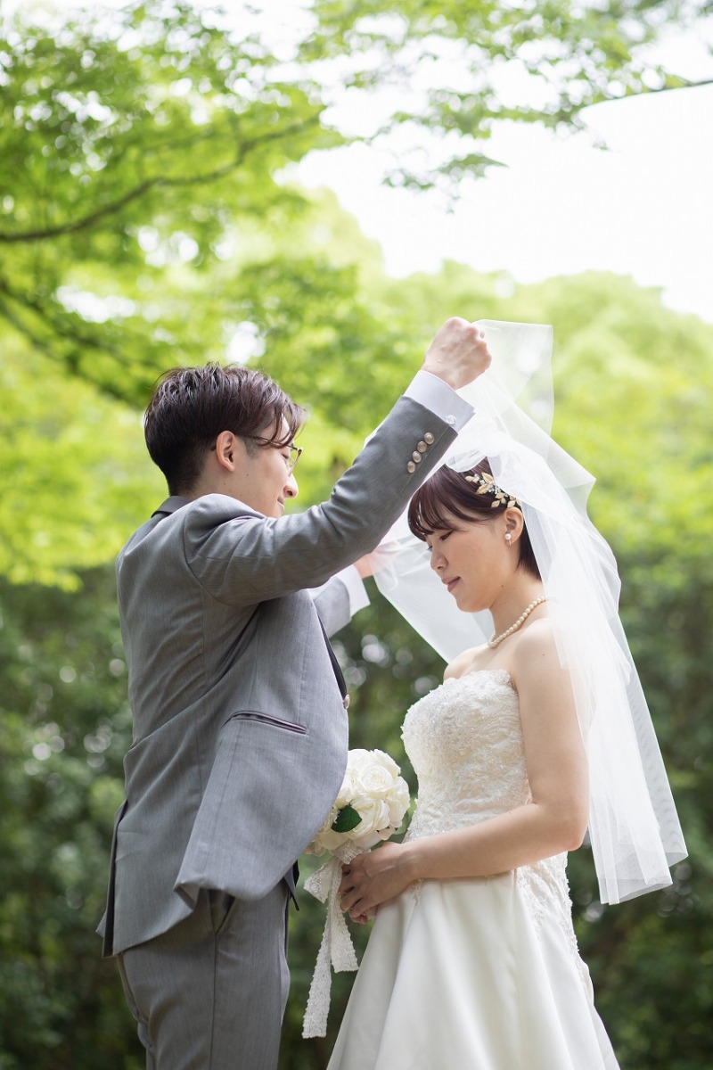 お外でベールアップ