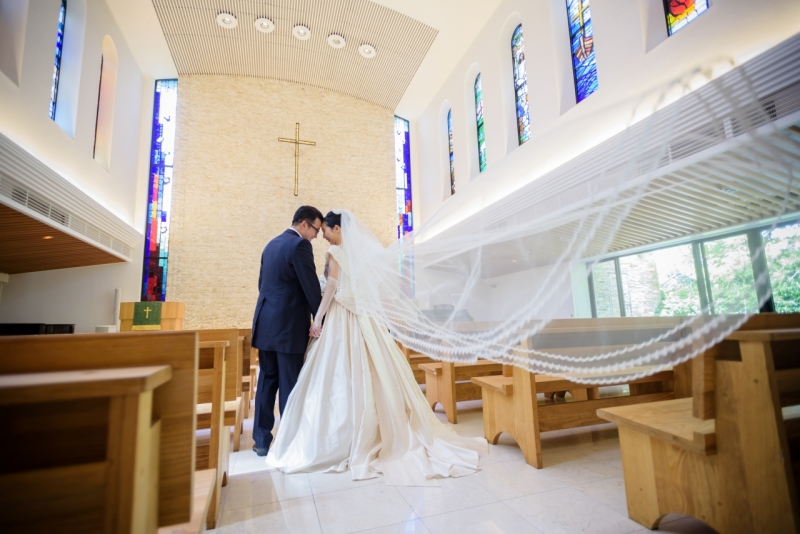 まずはチャペルで洋装撮影