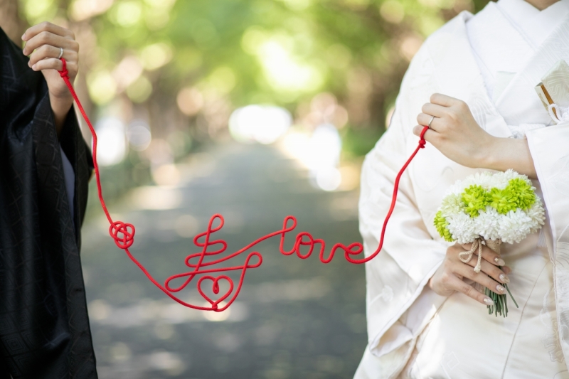 お持ち込み小物は赤い糸