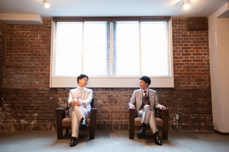 座ってカッコよく！