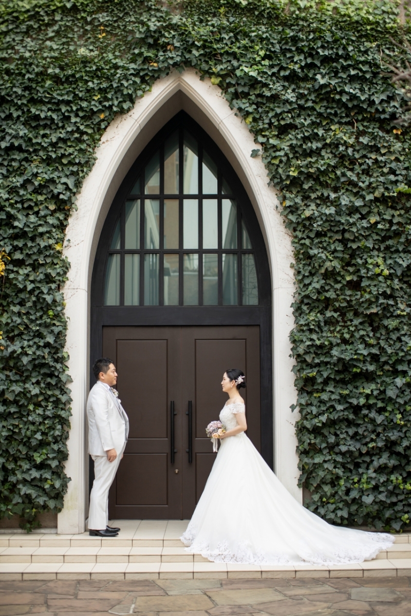 ツタが印象的なチャペル