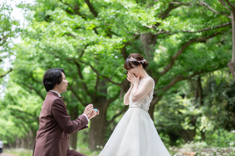 新緑のきれいな並木で！