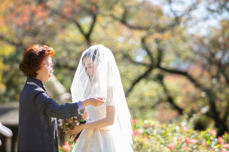 お母様にベールダウン