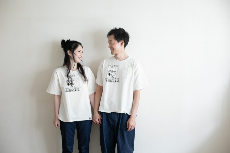Tシャツとジーンズのリンクコーデ