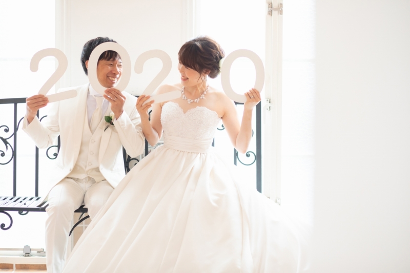 2020のパネルと一緒に