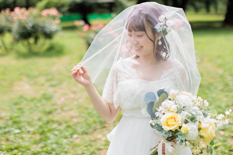 ブーケ越しの花嫁さま