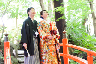 一回の前撮りで様々な種類の写真が撮れたことも好評でした（和装ロケーションプラン）