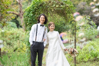 フレンドリーな村山カメラマンにつられてふたりも笑顔に！