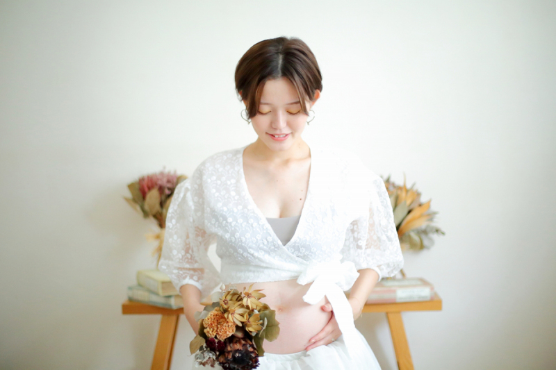 【平日限定!2万円以下で撮れるマタニティフォト】かわいい衣装たくさん|ペットOK|タイパもコスパも!翌日の撮影もOK