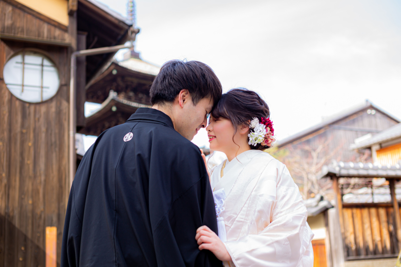 おでこを合わせて