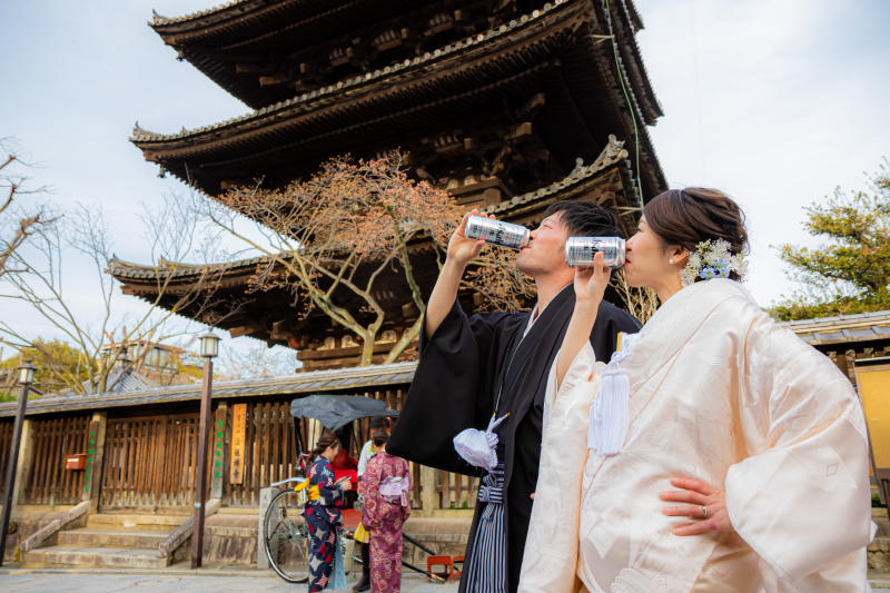 八坂の塔の真下で