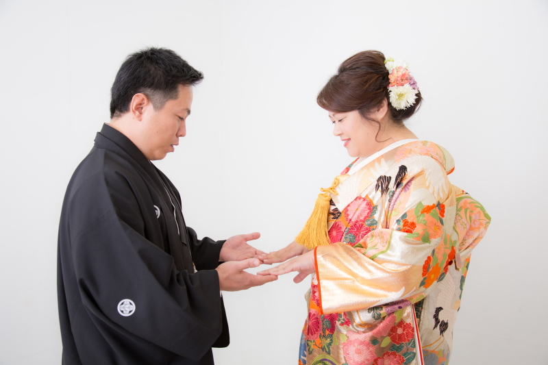 手を重ねて・・・