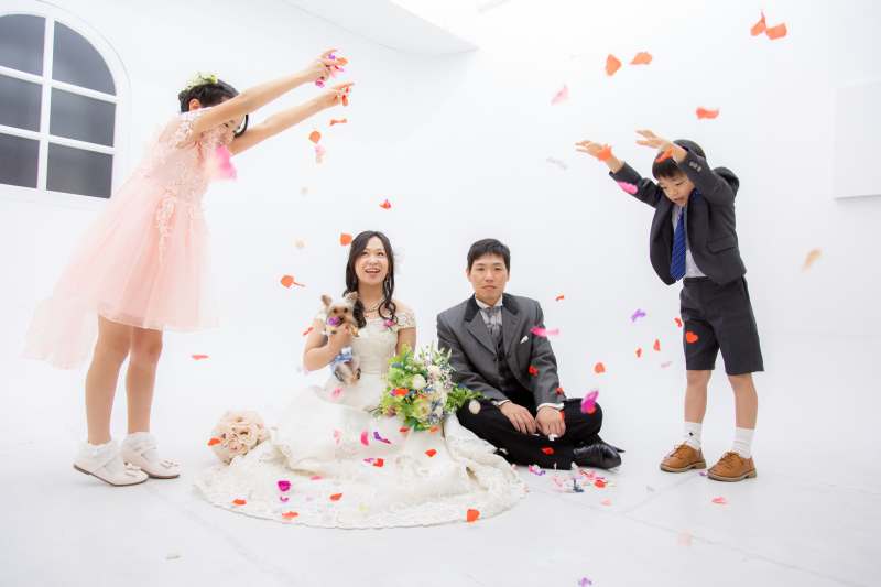 お二人からのフラワーシャワー!