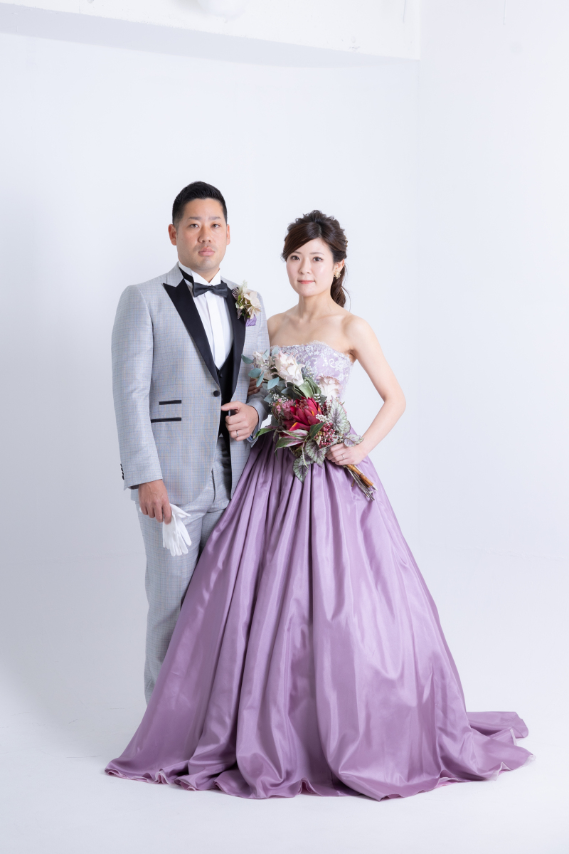 タキシード × カラードレス