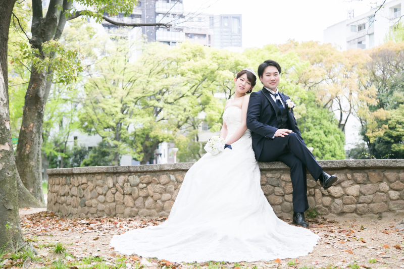 【靭公園】緑の洋装ロケーション撮影