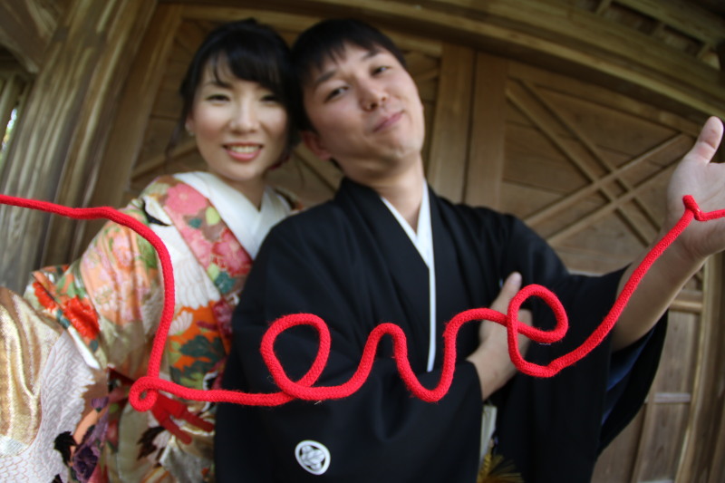 赤い糸で”LOVE”
