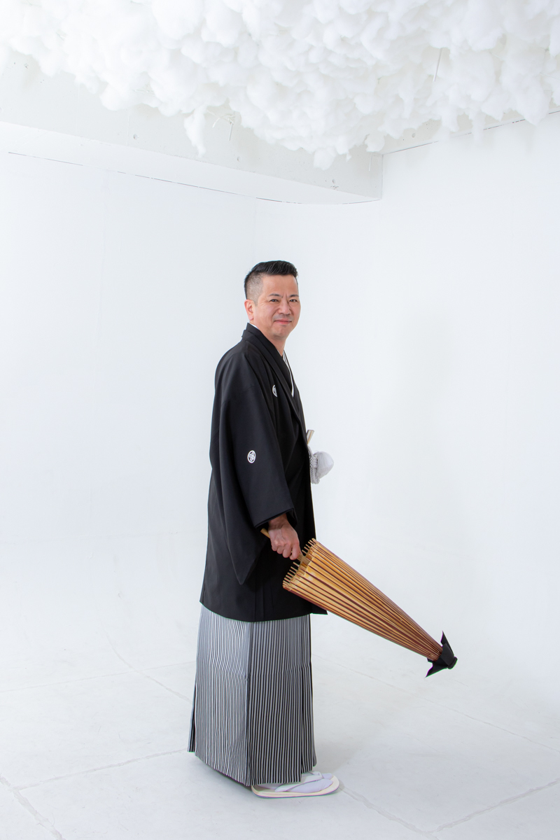 お着物がとても似合っています。