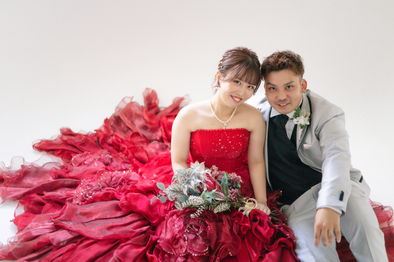 ウエディングもカラーも！！