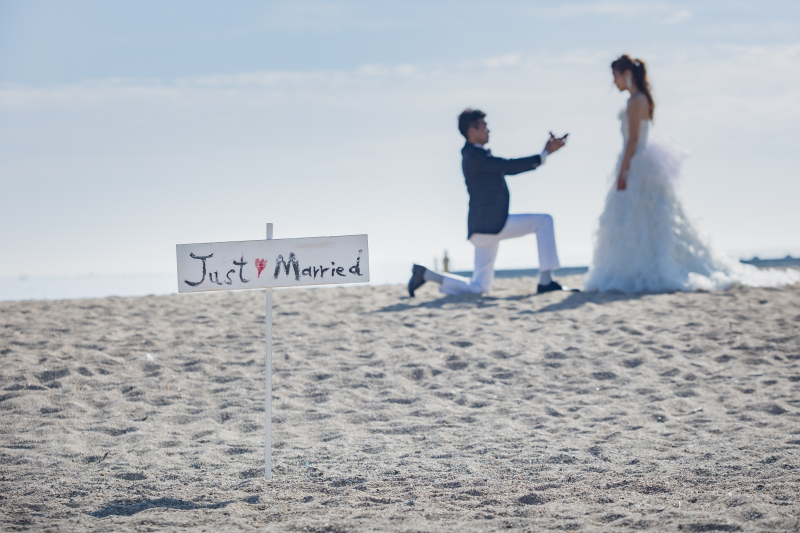 海辺でロマンチックに