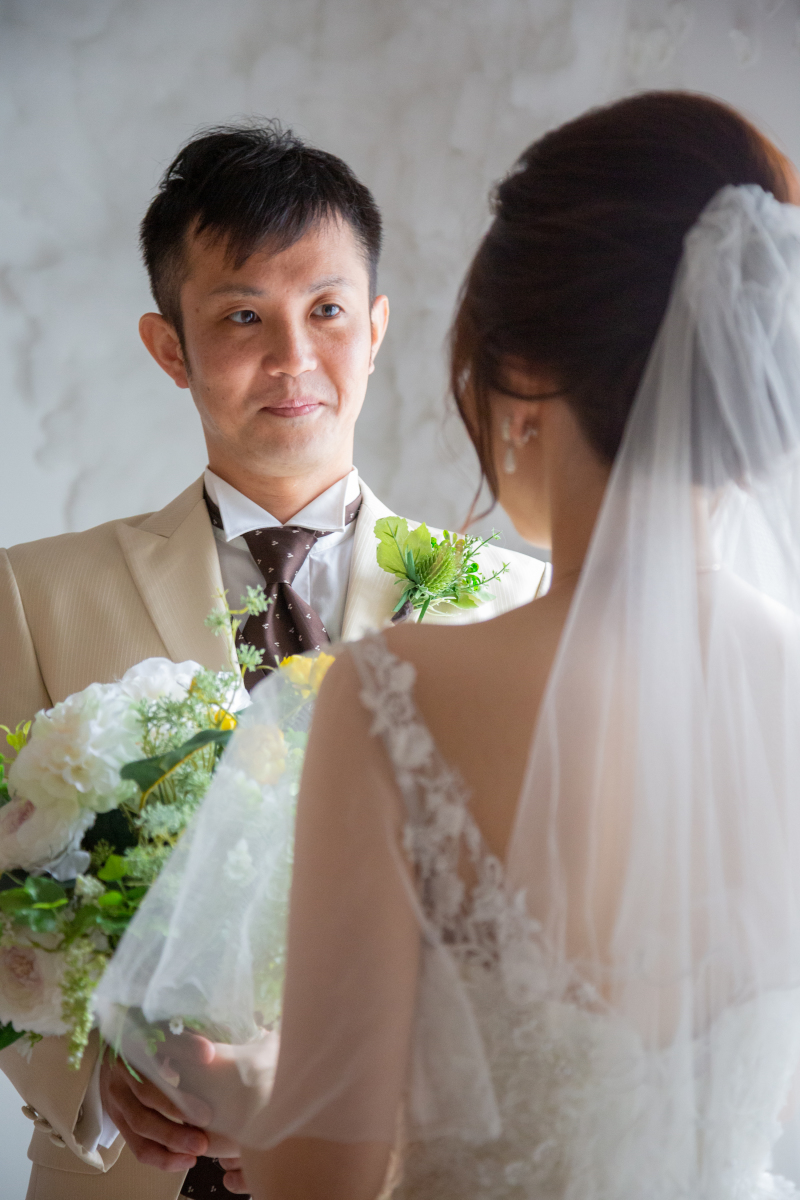 ご新婦様の目線の先には。