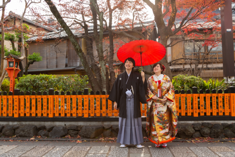 12月は真っ赤な紅葉がとても綺麗です!