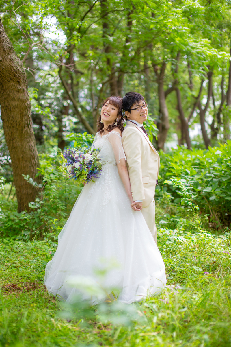 靱公園の新緑の中で