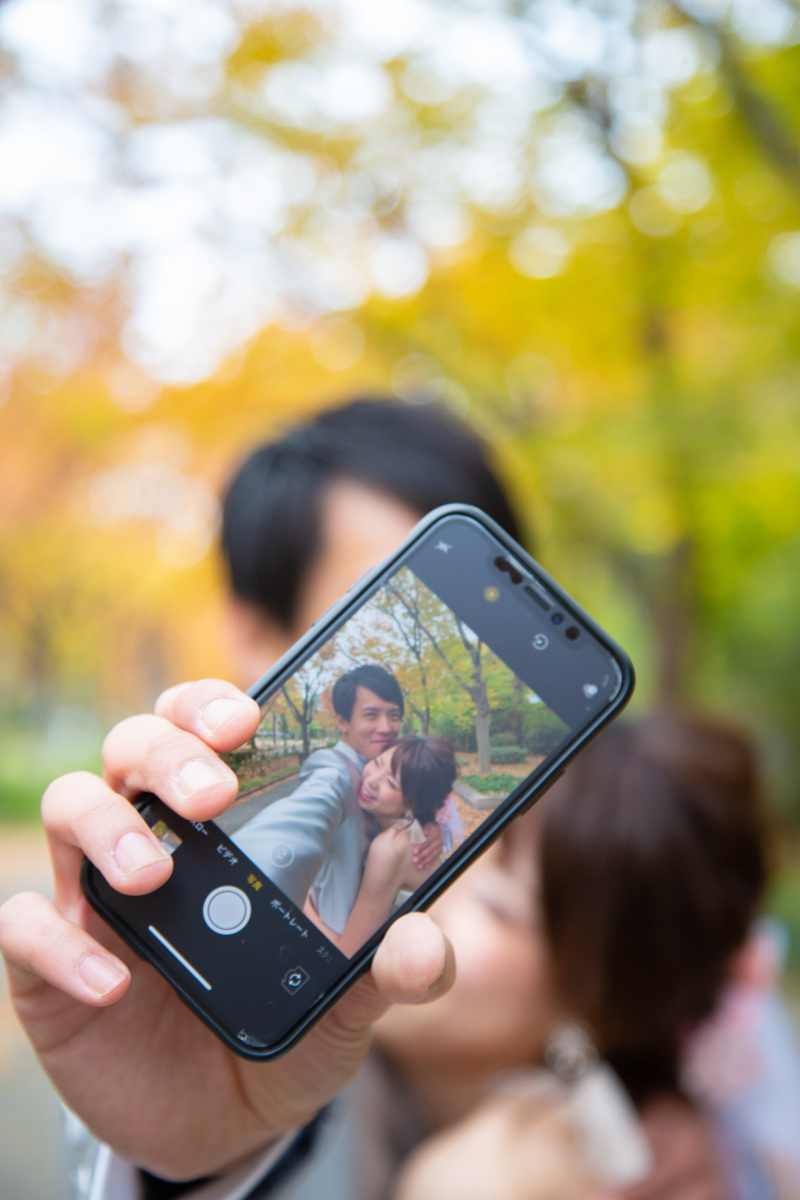 携帯を使って♡