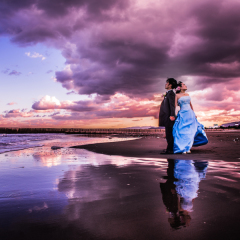 台風の過ぎ去った後、どうしても行きたかった海へ強行。向かってる途中はどんよりとした空でしたが、着くと東の空から晴れ間が一瞬見えました。僅かな時間でしたがドラマチックな瞬間が撮れて良かったです。