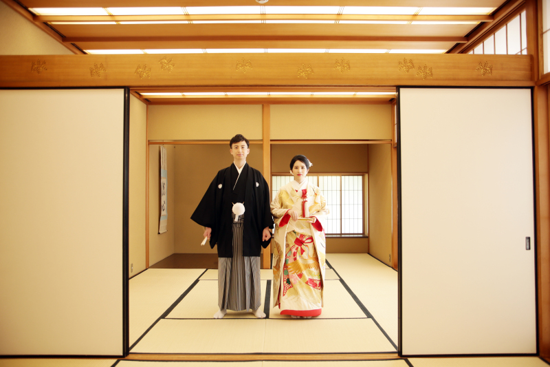 東京装苑_色打掛・着物が豊富