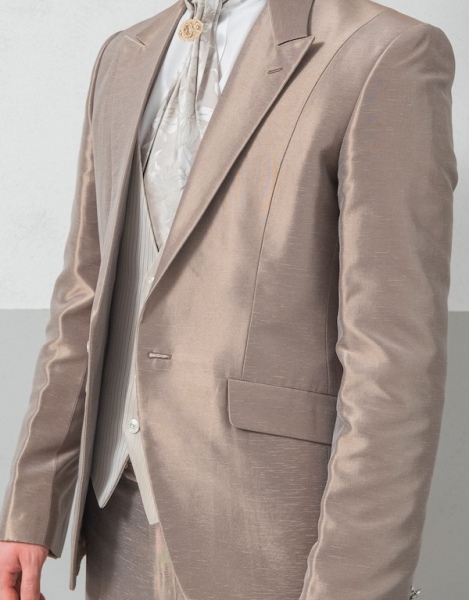 タキシード：10