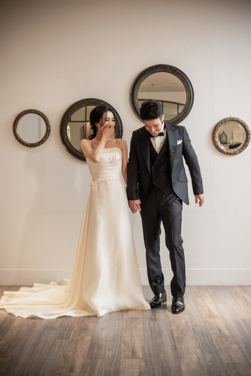 まずは、手を繋いで!