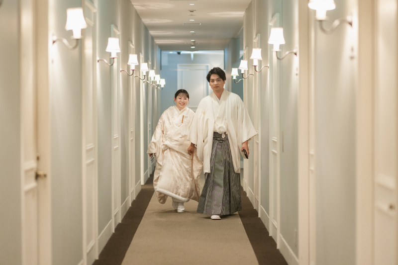 日本の伝統衣装に身を纏ったおふたりのご登場♩
